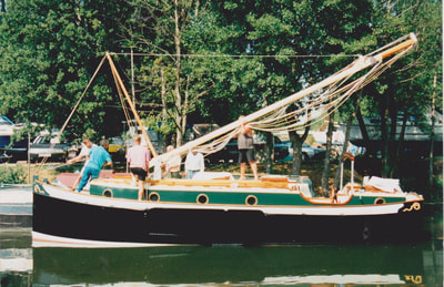 thames barge - peter nicholls yacht builders